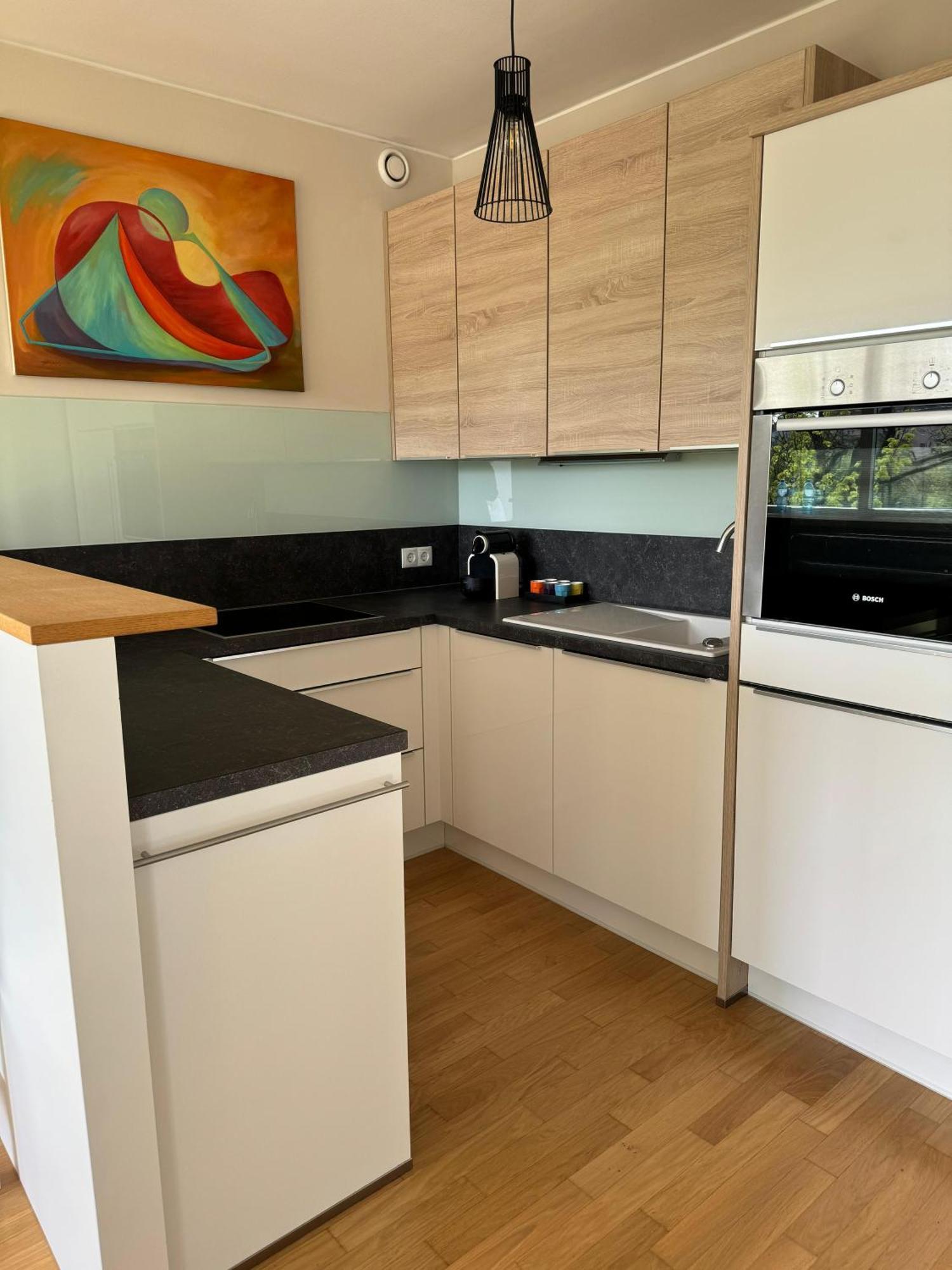 Apartamento Reside In The Golden Wave